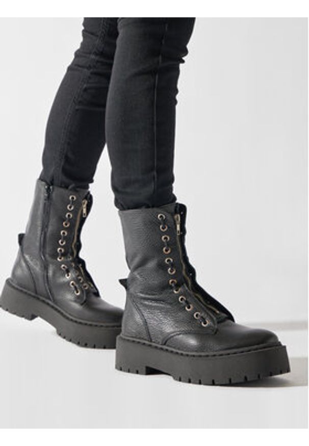 Steve Madden Trapery Odilia Bootie SM11002631 SM11002631-017 Czarny. Kolor: czarny. Materiał: skóra