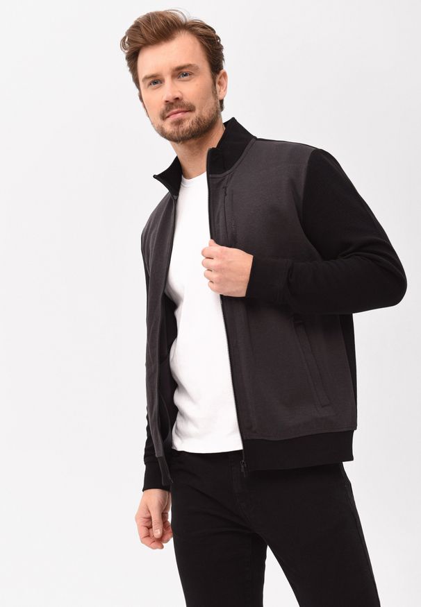Volcano - Bluza ze stójką B-NARS. Okazja: na co dzień. Typ kołnierza: kołnierzyk stójkowy. Kolor: szary. Materiał: jeans, skóra, dzianina, prążkowany, bawełna, materiał. Wzór: gładki, kolorowy. Styl: klasyczny, elegancki, casual
