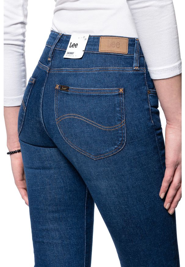 Lee - DAMSKIE SPODNIE JEANSOWE LEE SCARLETT DARK FAVOURITE L526RONR 112111890