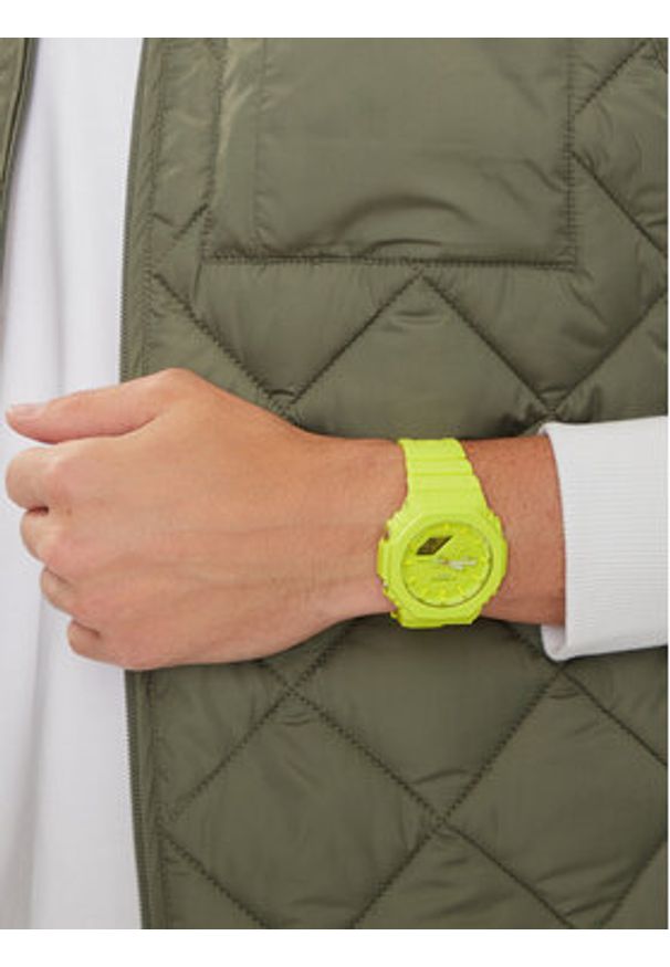 G-Shock Zegarek GA-2100-9A9ER Żółty. Kolor: żółty. Materiał: syntetyk