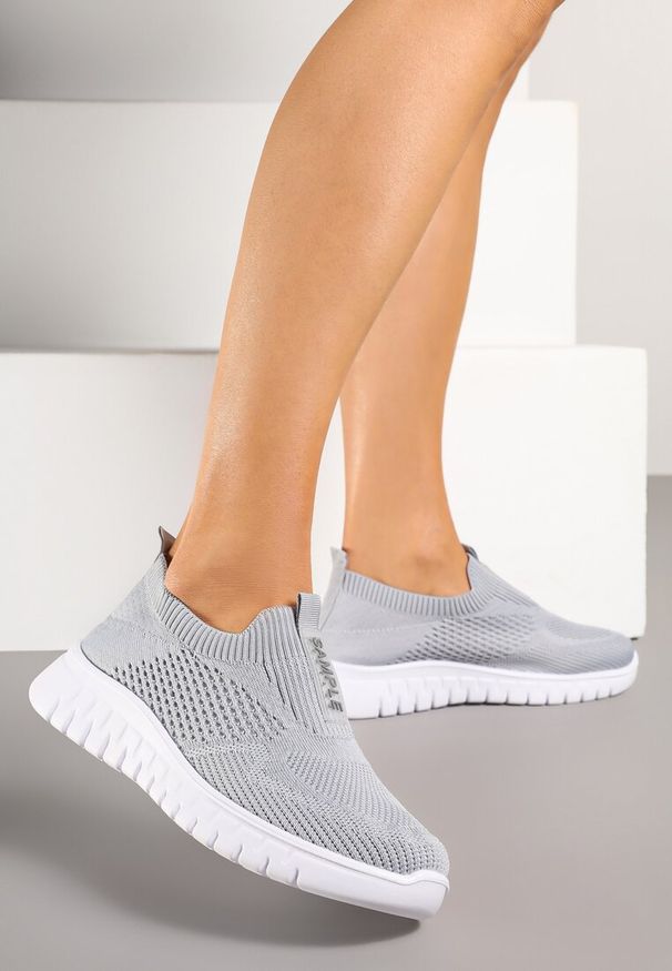 Born2be - Szare Buty Sportowe z Elastyczną Cholewką Clezenne. Okazja: na co dzień. Kolor: szary. Materiał: jeans. Szerokość cholewki: normalna