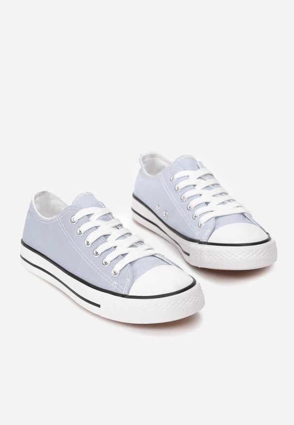 Renee - Jasnoniebieskie Trampki Lakelet. Okazja: na co dzień. Wysokość cholewki: przed kostkę. Kolor: niebieski. Materiał: jeans, materiał, guma. Szerokość cholewki: normalna. Styl: klasyczny, casual