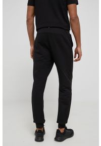TOMMY HILFIGER - Tommy Hilfiger Spodnie bawełniane męskie kolor czarny z nadrukiem. Kolor: czarny. Materiał: bawełna. Wzór: nadruk #2