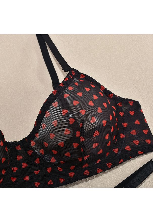 Intica - Komplet bielizny z serduszkami z delikatnego materiału Joan. Kolor: wielokolorowy. Materiał: materiał