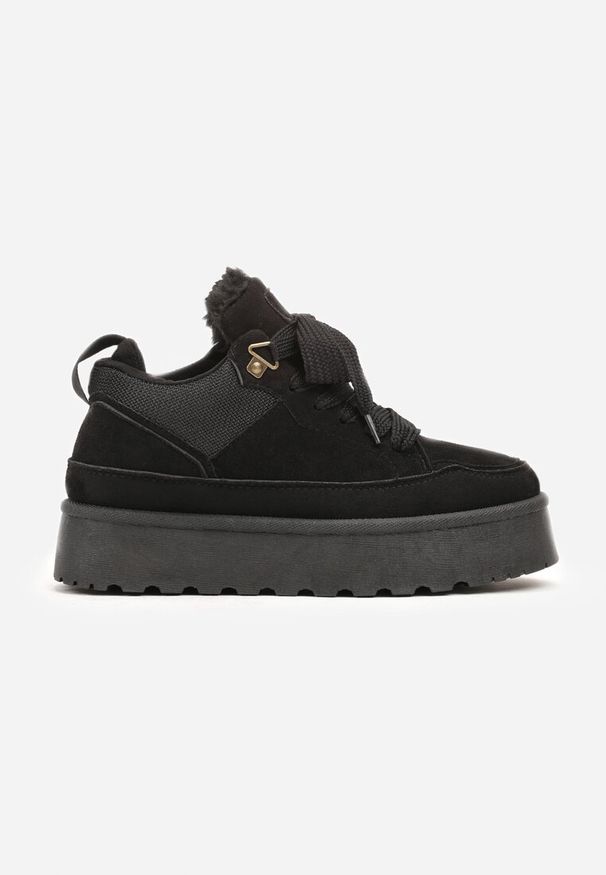 Renee - Czarne Sneakersy na Platformie ze Sznurowaniem Ozdobione Futerkiem Vaivelle. Kolor: czarny. Materiał: futro. Wzór: aplikacja. Obcas: na platformie