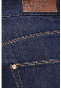 United Colors of Benetton szorty jeansowe męskie kolor granatowy. Okazja: na co dzień. Kolor: niebieski. Materiał: jeans. Styl: casual #2