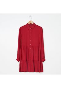 House - Wiskozowa sukienka z falbaną - Bordowy. Kolor: czerwony. Materiał: wiskoza #1