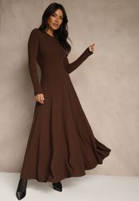 Renee - Brązowa Rozkloszowana Sukienka z Bawełny Tusmala. Okazja: na co dzień. Kolor: brązowy. Materiał: bawełna. Typ sukienki: proste. Styl: casual, elegancki #1