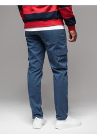 Ombre Clothing - Męskie spodnie cargo STRAIGHT LEG z zapinanymi na zamek kieszeniami – ciemnoniebieskie V1. Kolor: niebieski. Materiał: bawełna, elastan, materiał. Styl: elegancki #5