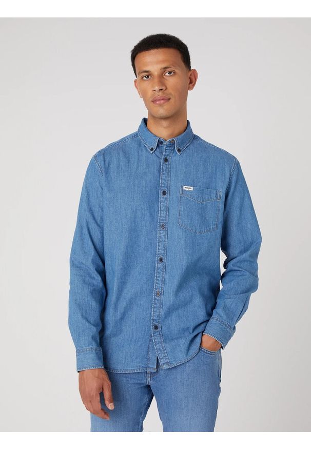 Wrangler - WRANGLER 1 PKT BUTTON DOWN SHIRT MĘSKA KOSZULA JEANSOWA JEANS W5B15K14V. Typ kołnierza: button down. Materiał: jeans