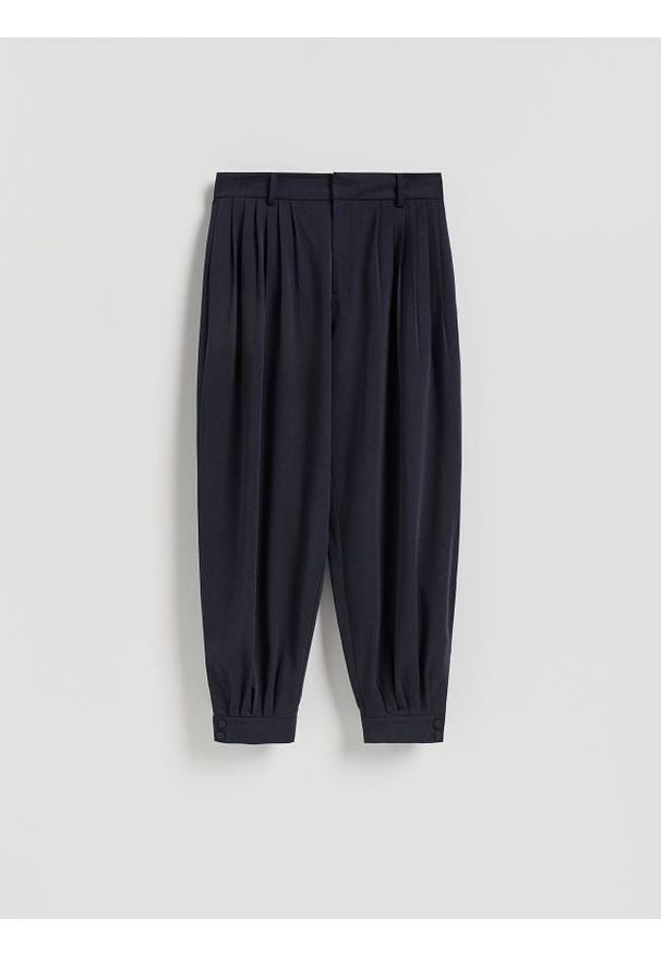 Reserved - Spodnie z domieszką wełny - granatowy. Kolor: niebieski. Materiał: wełna