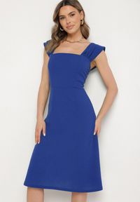 Born2be - Niebieska Sukienka z Kwadratowym Dekoltem i Szerokimi Ramiączkami Devianna. Okazja: na co dzień. Typ kołnierza: dekolt kwadratowy. Kolor: niebieski. Długość rękawa: na ramiączkach. Styl: casual, elegancki #1
