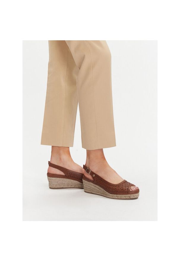 Espadryle Pikolinos. Kolor: brązowy