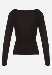 Born2be - Czarna Bluzka z Wiskozą i Marszczeniem Furitta. Okazja: na co dzień. Kolor: czarny. Materiał: wiskoza. Styl: klasyczny, casual
