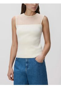 Reserved - Bluzka z wiskozą - kremowy. Kolor: kremowy. Materiał: wiskoza #1