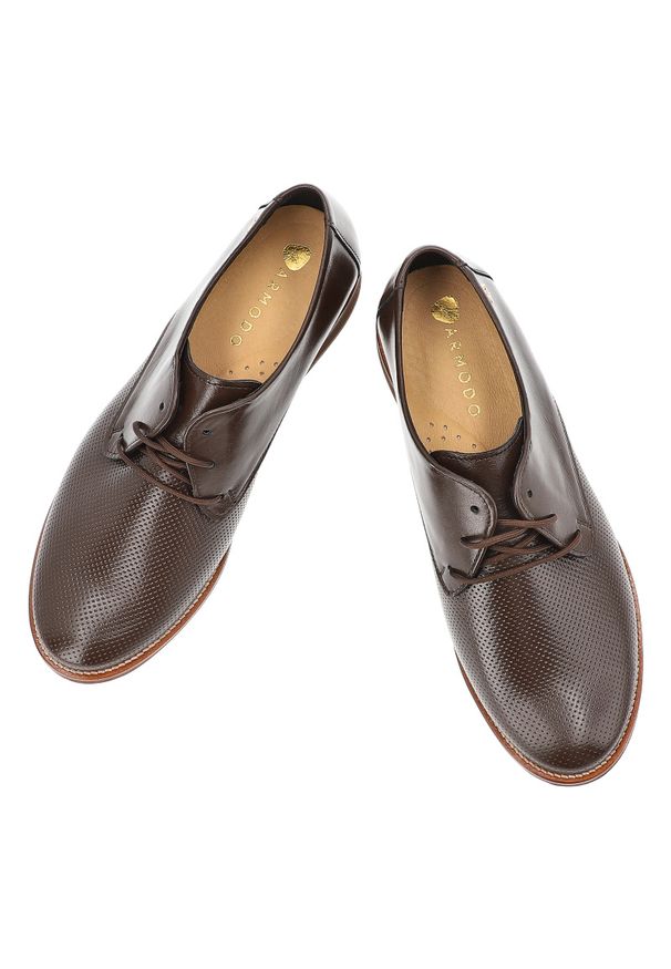 Półbuty damskie Armodo, eleganckie skórzane na płaskim obcasie sznurowane, czekolada, 4238. Okazja: na co dzień, do pracy, na spacer. Kolor: brązowy. Materiał: skóra. Szerokość cholewki: normalna. Obcas: na obcasie. Styl: elegancki. Wysokość obcasa: niski