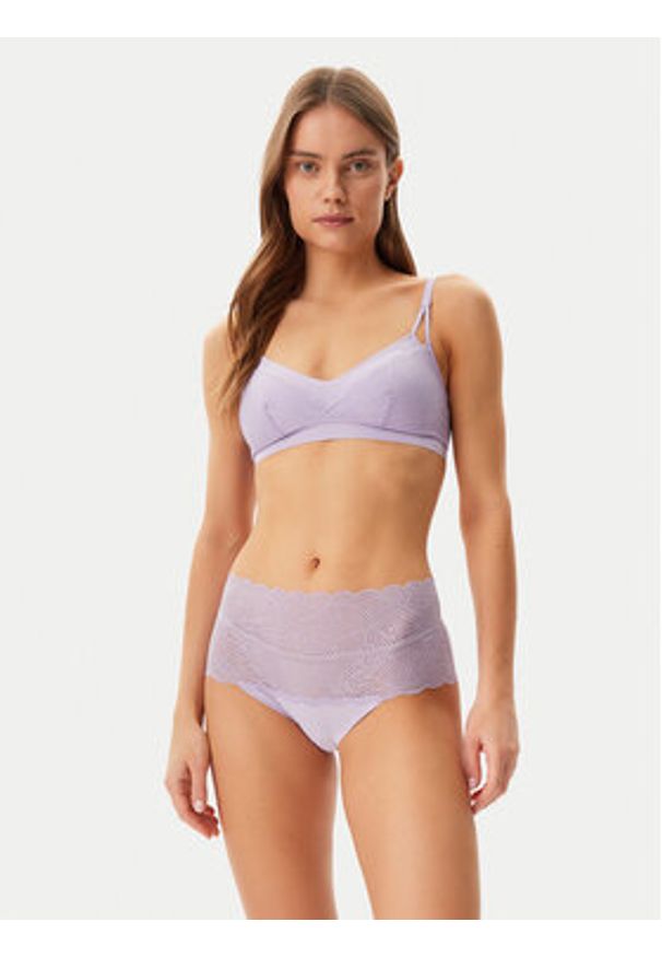 Chantelle Figi klasyczne z wysokim stanem Soft Stretch C11G80 Fioletowy. Stan: podwyższony. Kolor: fioletowy. Materiał: syntetyk