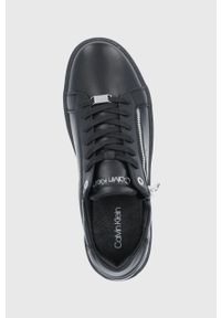Calvin Klein Buty skórzane kolor czarny. Nosek buta: okrągły. Zapięcie: sznurówki. Kolor: czarny. Materiał: guma #2