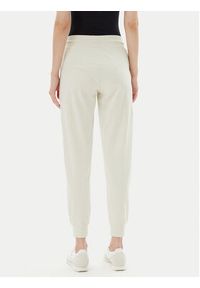 EA7 Emporio Armani Spodnie dresowe 7W000082 AF13135 U1112 Beżowy Regular Fit. Kolor: beżowy. Materiał: bawełna #4