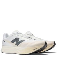 Buty męskie New Balance FuelCell SC Elite V5 MRCELLD5 – białe. Kolor: biały. Materiał: materiał, syntetyk. Szerokość cholewki: normalna. Sport: bieganie, fitness #3
