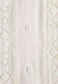 Born2be - Jasnobeżowa Koszula ze Stójką i Koronką Argochis. Typ kołnierza: kołnierzyk stójkowy. Kolor: beżowy. Materiał: koronka. Wzór: koronka #4