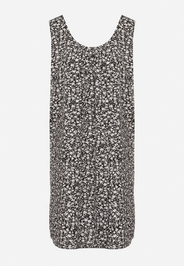 Born2be - Czarna Sukienka w Kwiaty o Rozkloszowanym Kroju na Szerokich Ramiączkach Folarelle. Okazja: na co dzień. Kolor: czarny. Długość rękawa: na ramiączkach. Wzór: kwiaty. Sezon: lato. Typ sukienki: rozkloszowane, proste. Styl: casual, elegancki