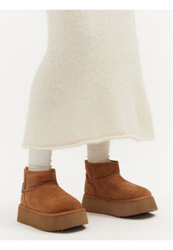 Steve Madden Śniegowce Campfire SM11002737 Brązowy. Kolor: brązowy. Materiał: zamsz, skóra
