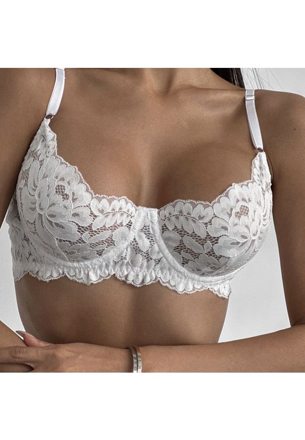 Intica - Komplet bielizny koronkowej z regulowanymi ramiączkami Dorota. Kolor: biały. Materiał: koronka. Wzór: koronka