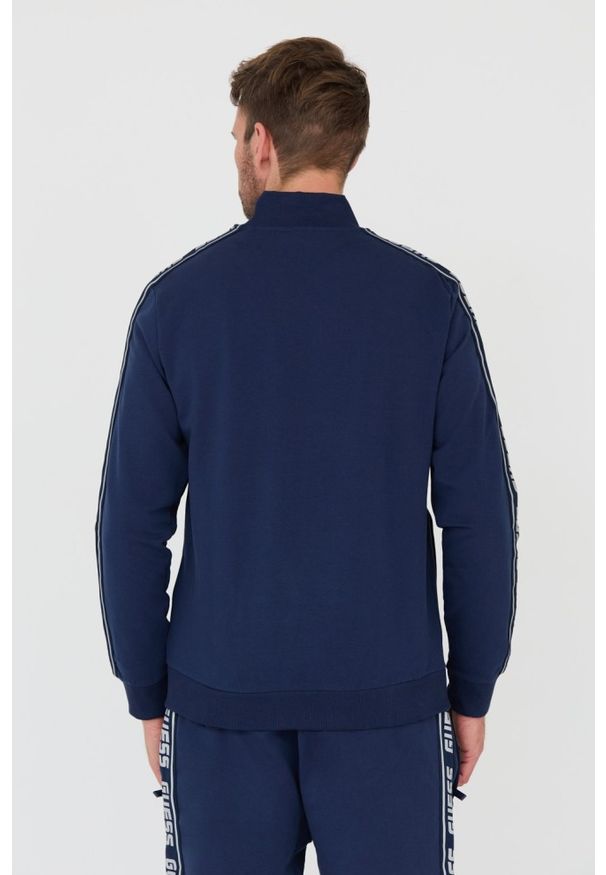 Guess - GUESS Granatowa męska bluza dresowa, Rozmiar XXL. Typ kołnierza: bez kaptura. Kolor: niebieski. Materiał: dresówka