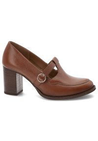Brązowe Półbuty Armodo Eleganckie Obuwie Damskie. Okazja: do pracy, na spotkanie biznesowe. Zapięcie: pasek. Kolor: brązowy. Materiał: skóra. Obcas: na obcasie. Styl: elegancki. Wysokość obcasa: średni #7