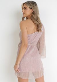 Born2be - Ciemnoróżowa Rozkloszowana Sukienka na Jedno Ramię z Wiązanym Paskiem i Metaliczną Nitką Acatha. Kolor: różowy. Materiał: materiał. Wzór: aplikacja. Styl: elegancki #4