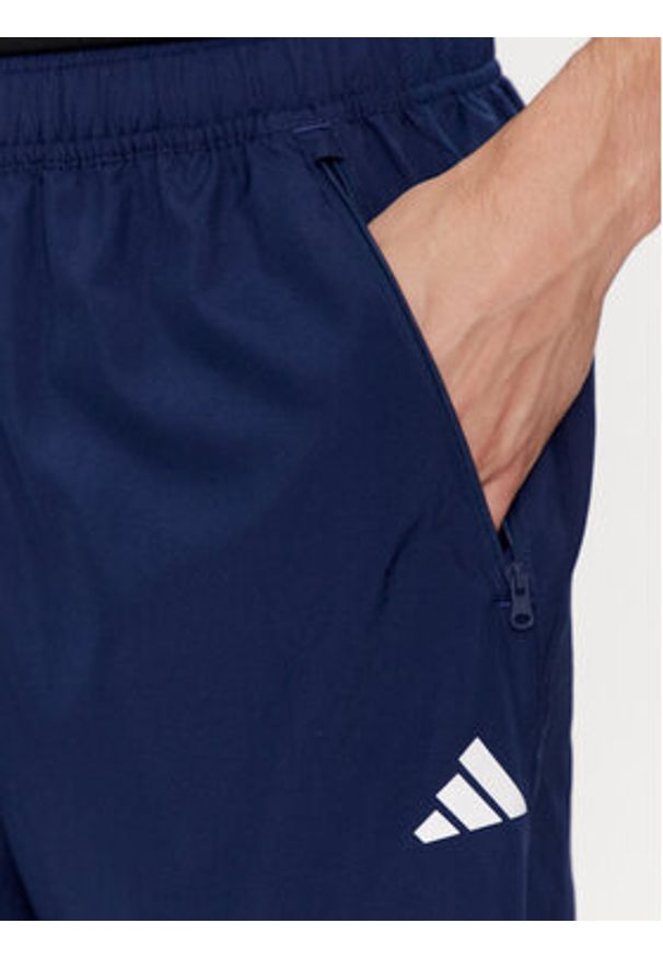 Adidas - adidas Szorty sportowe Train Essentials IC6977 Niebieski Regular Fit. Kolor: niebieski. Materiał: syntetyk. Styl: sportowy