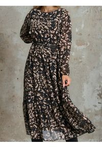 Sinsay - Midi sukienka we wzory - wielobarwny. Długość: midi #1