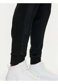 Hugo Spodnie dresowe Tonal Logo 50520501 Czarny Regular Fit. Kolor: czarny. Materiał: bawełna #2