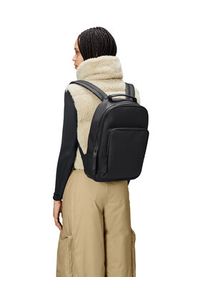 Rains Plecak Book Daypack W3 13260 Czarny. Kolor: czarny. Materiał: materiał #4
