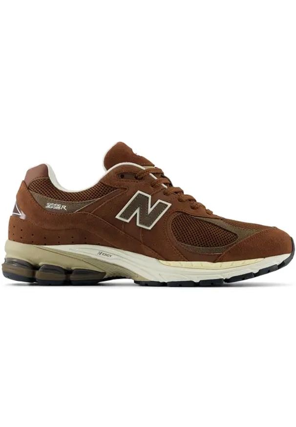 Sneakersy unisex New Balance M2002RFF. Kolor: brązowy. Materiał: guma, skóra. Szerokość cholewki: normalna