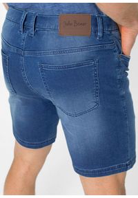 Długie szorty dżinsowe ze stretchem Regular Fit bonprix niebieski "bleached”. Kolor: niebieski. Długość: długie #3