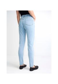 Ochnik - Jasne spodnie jeansowe damskie. Kolor: niebieski. Materiał: bawełna. Sezon: lato, zima. Styl: klasyczny