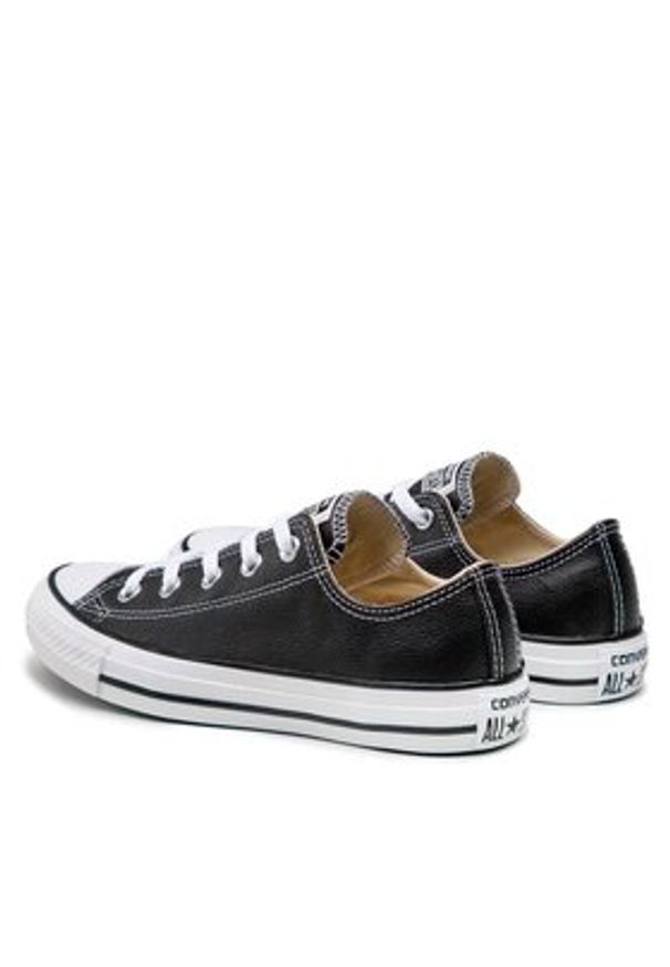 Converse Trampki Chuck Taylor All Star Ox 132174C Czarny. Kolor: czarny. Materiał: skóra
