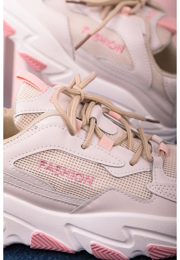 Casu - Beżowe buty sportowe sneakersy sznurowane casu 204/33p. Kolor: beżowy