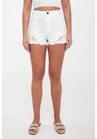 Twinset Milano - Szorty damskie z haftem TWINSET. Wzór: haft #5