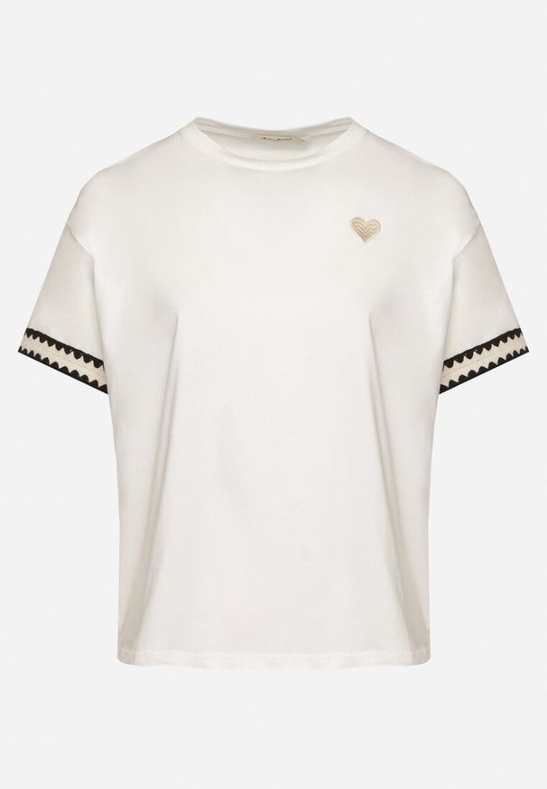Born2be - Biały Bawełniany T-shirt o Kroju Oversize ze Zdobieniem przy Rękawach Milatia. Okazja: na co dzień. Kolor: biały. Materiał: bawełna. Wzór: aplikacja. Styl: elegancki, casual