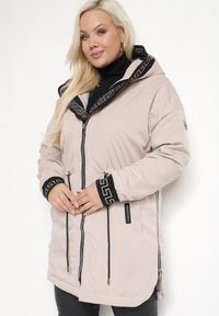 Born2be - Jasnoróżowa Kurtka Parka z Kapturem Ściągana w Talii Troczkami Velamira. Typ kołnierza: kaptur. Kolor: różowy. Materiał: tkanina #5