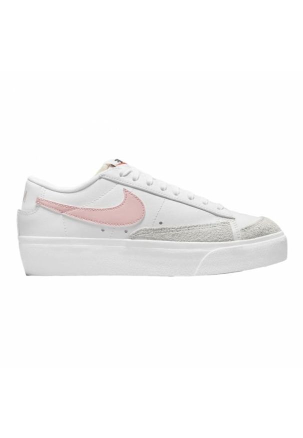 Buty Nike Blazer Low Platform W DJ0292-103 białe. Okazja: na co dzień. Kolor: biały. Materiał: skóra, guma. Szerokość cholewki: normalna. Obcas: na platformie