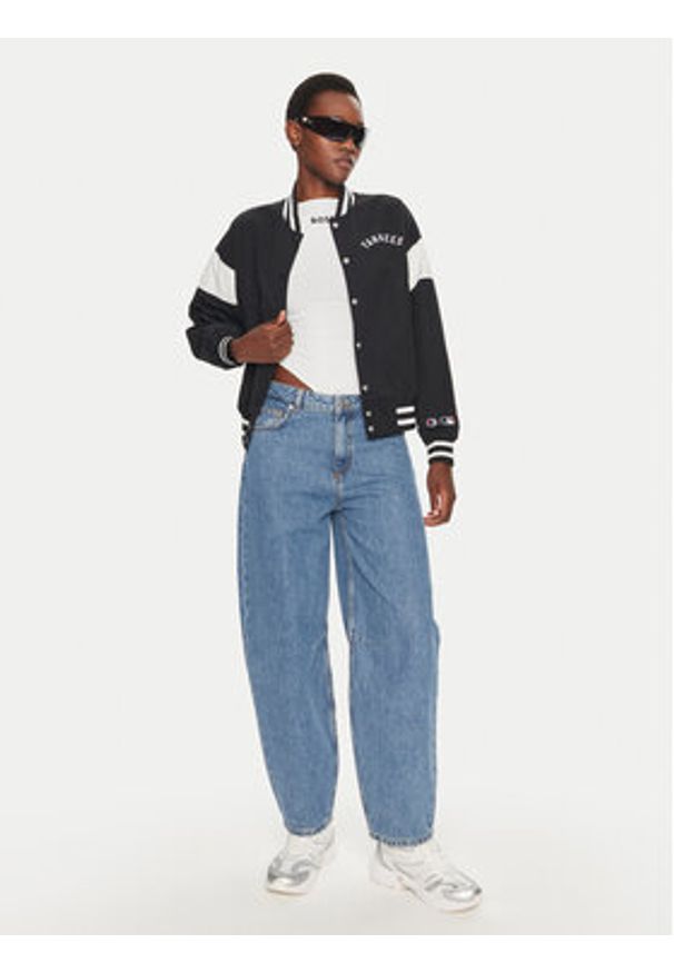 Champion Kurtka bomber Yankees 116470 Czarny Loose Fit. Kolor: czarny. Materiał: syntetyk