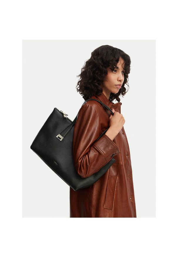 Torebka Furla. Kolor: czarny