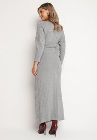 Born2be - Szara Sukienka z Wiskozą Ozdobiona Wiązaniem i Metaliczną Nicią Ellinira. Okazja: na co dzień. Kolor: szary. Materiał: wiskoza. Wzór: aplikacja. Typ sukienki: proste. Styl: casual, elegancki #4