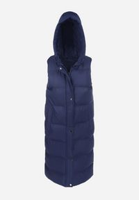 Born2be - Granatowa Kamizelka Długa z Kapturem Pikowana Ardrae. Typ kołnierza: kaptur. Kolor: niebieski. Materiał: materiał. Długość rękawa: bez rękawów. Długość: długie. Sezon: wiosna, jesień. Styl: klasyczny #4