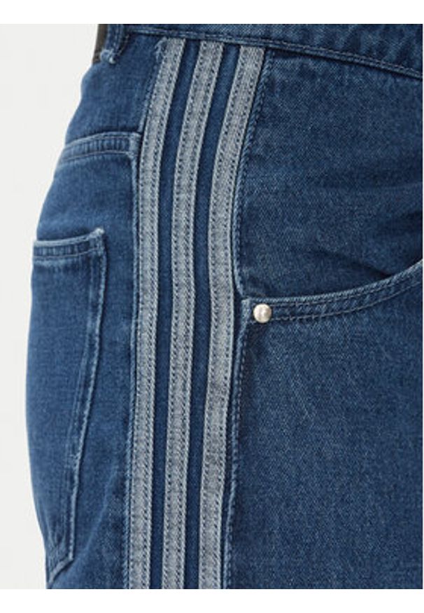 Adidas - adidas Jeansy adicolor Denim Firebird JC6234 Niebieski Straight Fit. Kolor: niebieski