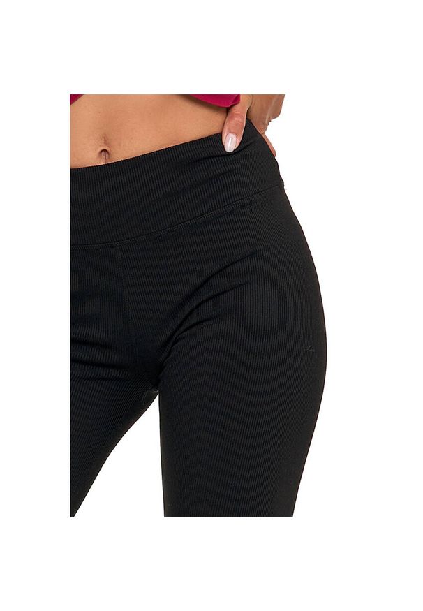 Czarne Legginsy Moraj Damskie Z Wysokim Stanem. Okazja: na co dzień. Stan: podwyższony. Kolor: czarny. Materiał: materiał. Styl: casual